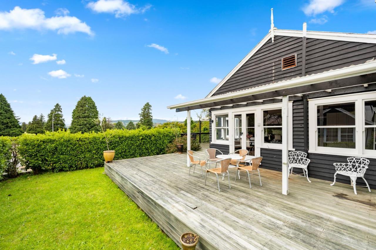 Springfield Rise Lodge - Rotorua Holiday Home Exteriér fotografie